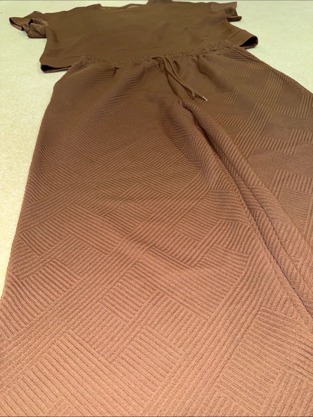 Two-Piece Ribbed Set in Deep Brown - Sets - Picture 2 of 8